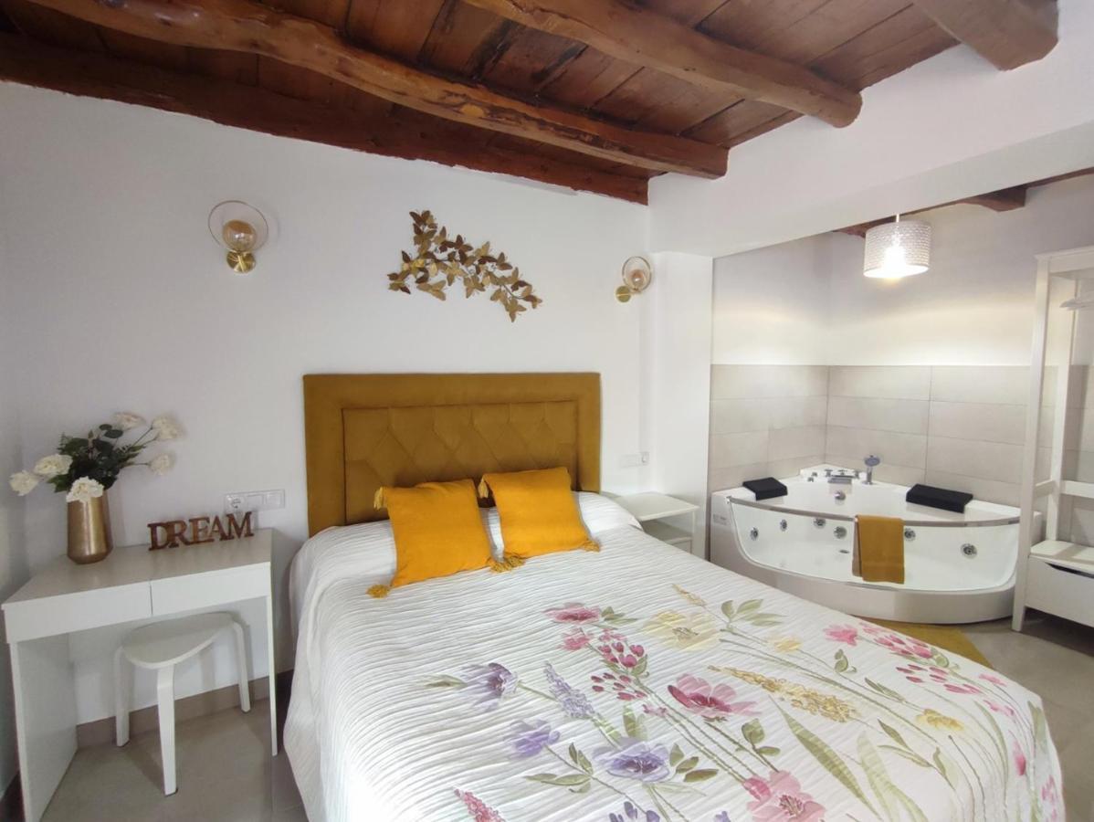 Penafiel Dreams Con Jacuzzi Apartment Ngoại thất bức ảnh